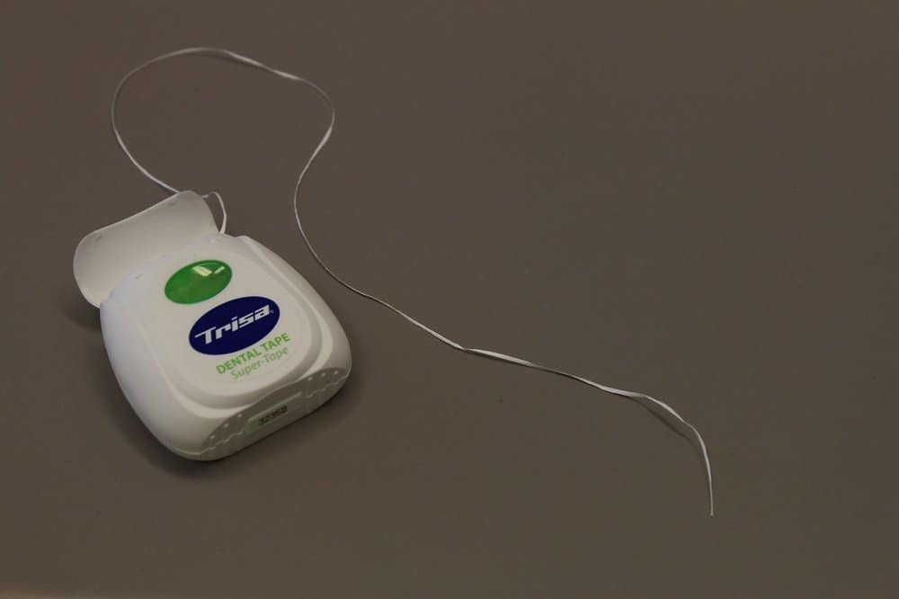 5 Common Flossing Mistakes