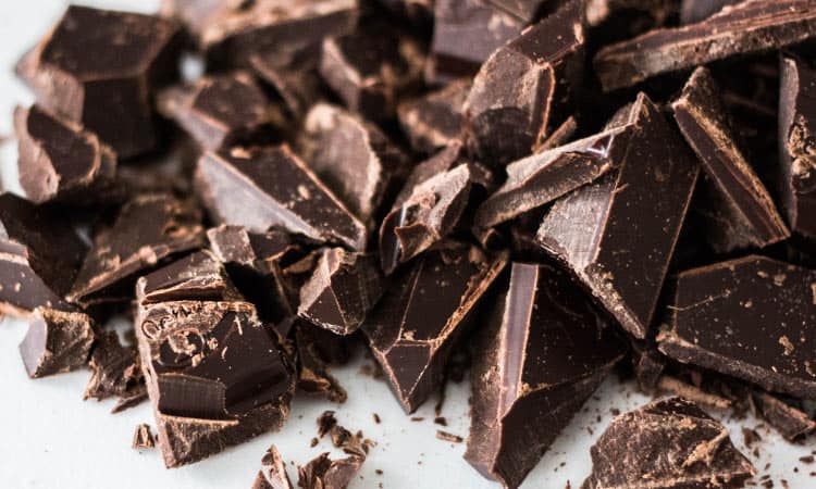 Best Holiday Treats for Your Teeth