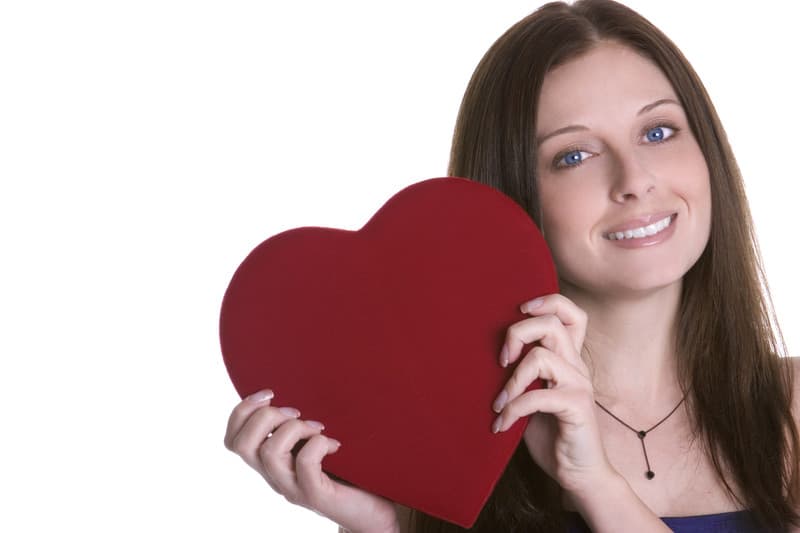Brighten Your Smile for Valentine’s Day
